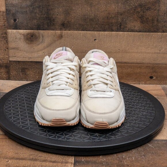 NIKE AIR MAX 90 WOMENS ATHLETIC SHOES RETRO SNEAKERS LIGHT BROWN LOW SIZE 10.5 - Picture 2 of 9